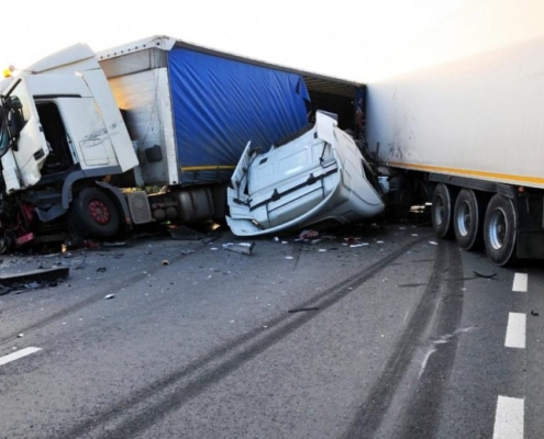 Chicago_truck_accident_lawyer